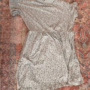 Rylee + Cru Floral Print Dress in Cream and Gray